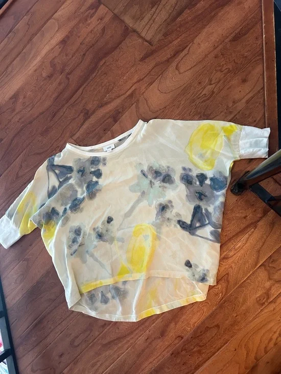 Closed 100% Silk Floral Water Color Graphic Sheer Flowy Blouse Size XS - Picture 2 of 7